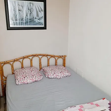 Grand Proche Port Et Plages, 6 à 8 Pers, 3 Chambres, Climatisé Apartamento Agde