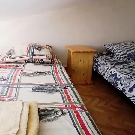 Grand Proche Port Et Plages, 6 à 8 Pers, 3 Chambres, Climatisé