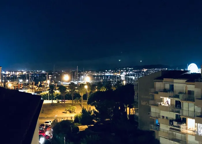 Appartamento Grand Proche Port Et Plages, 6 à 8 Pers, 3 Chambres, Climatisé Agde